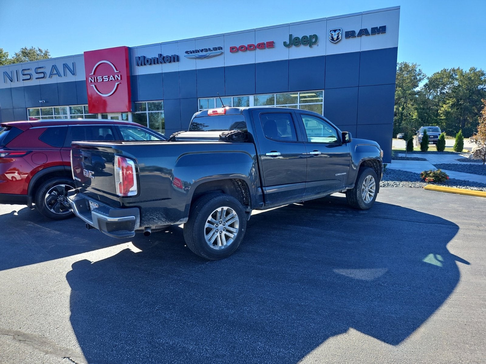 2017 GMC Canyon Base