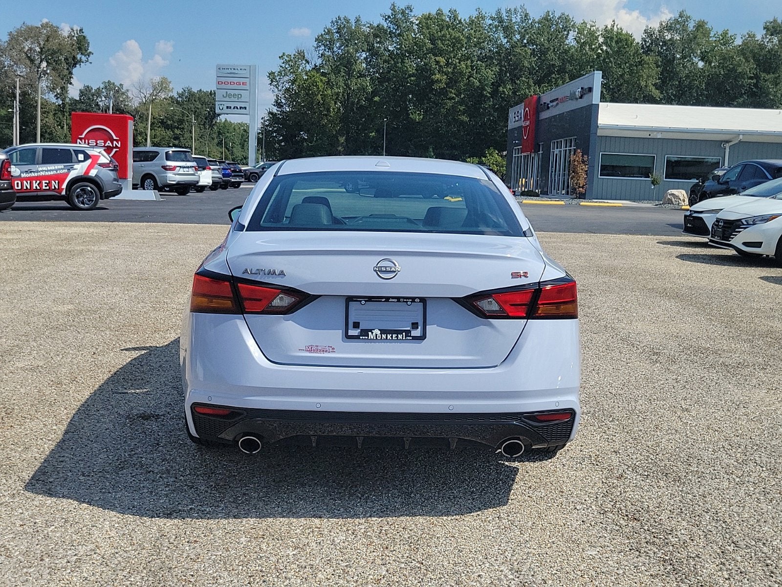 2024 Nissan Altima 2.5 SR