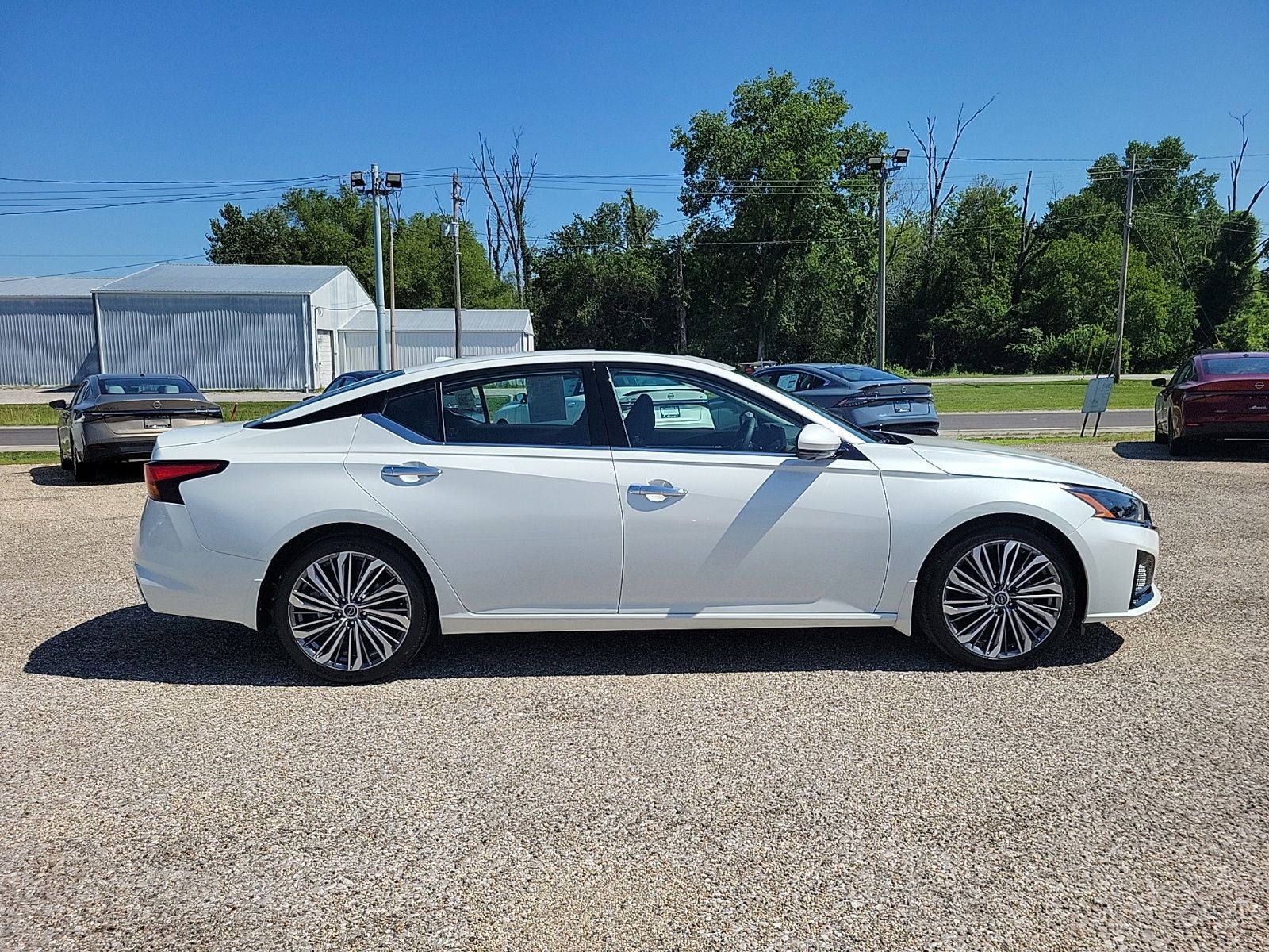 2024 Nissan Altima 2.5 SL