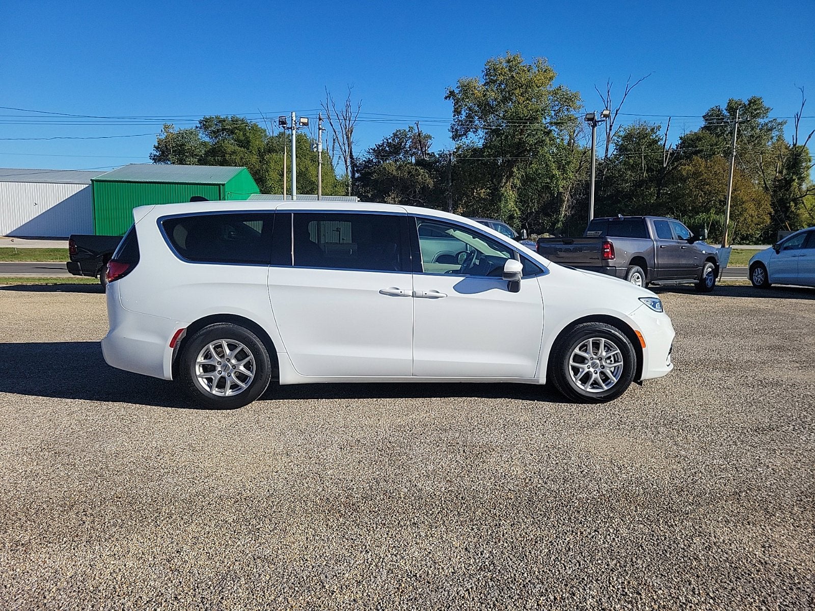 2023 Chrysler Pacifica Touring L