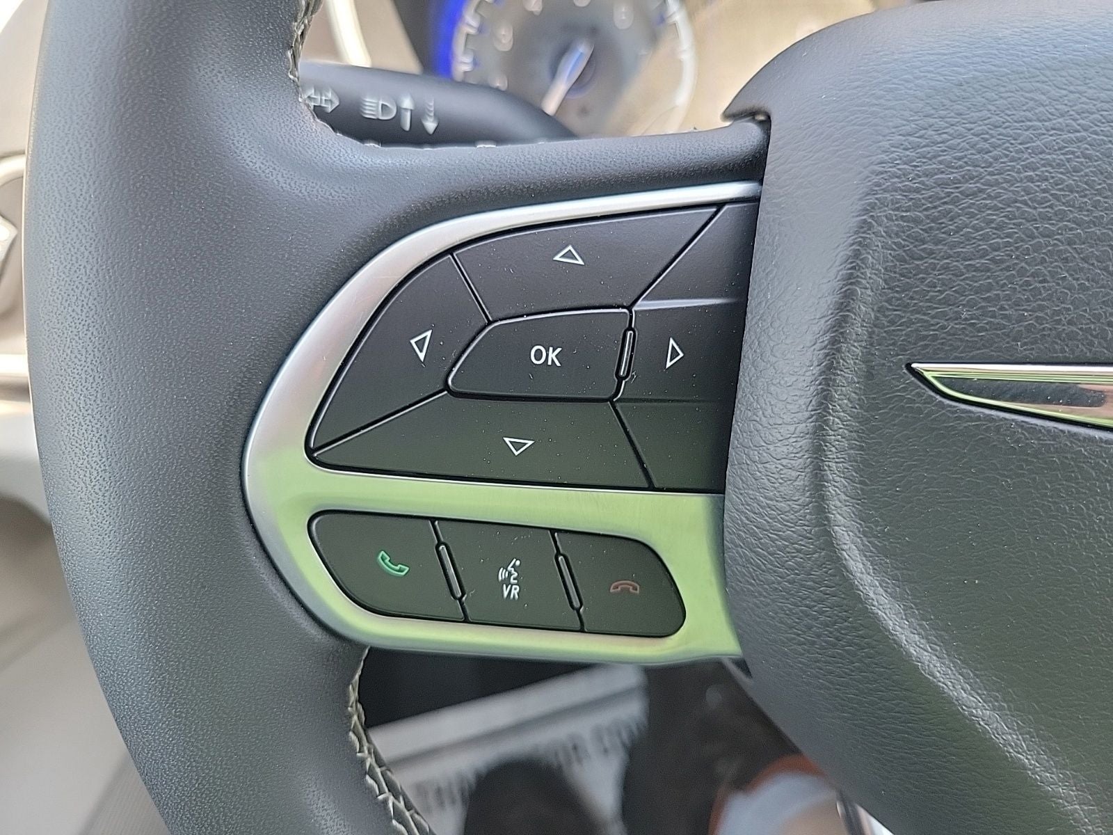 2022 Chrysler Voyager LX