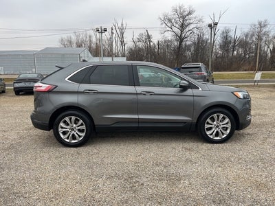 2023 Ford Edge Titanium