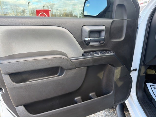 2018 Chevrolet Silverado 1500 Custom