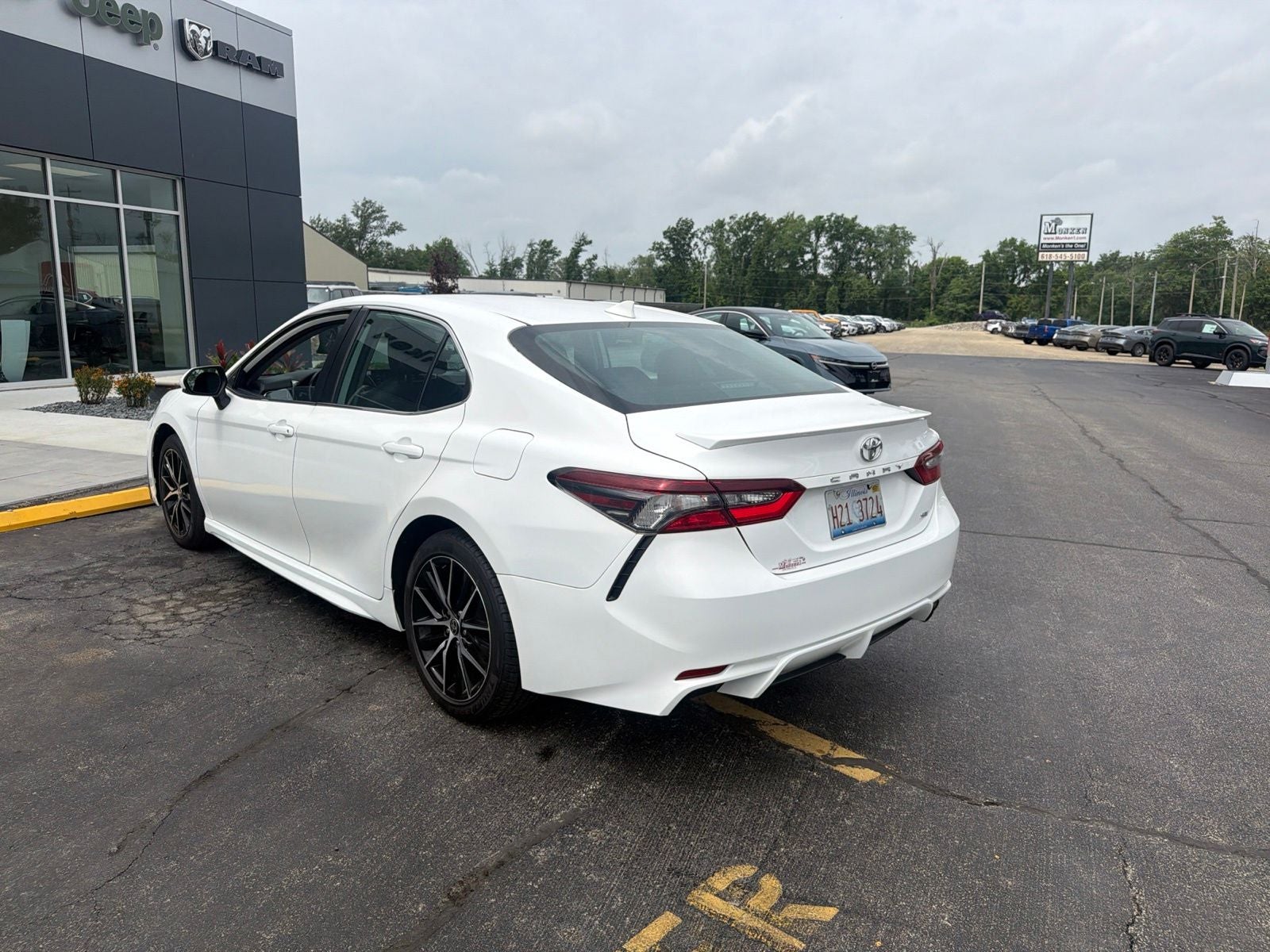 2021 Toyota Camry SE