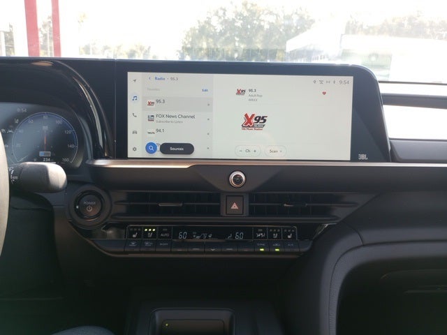 2023 Toyota Crown Platinum