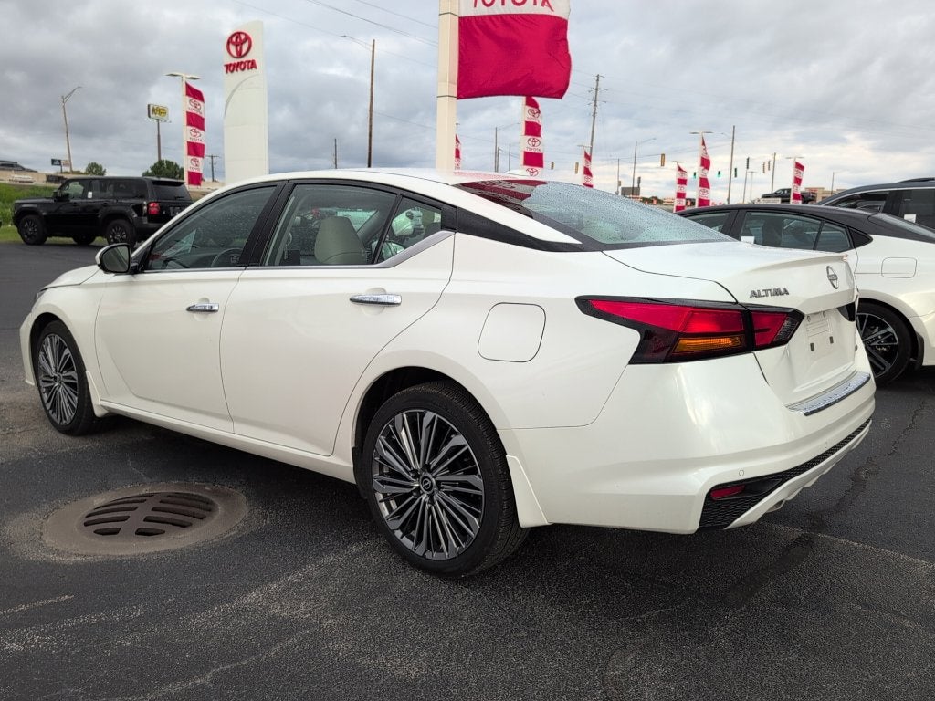 2023 Nissan Altima 2.5 SL