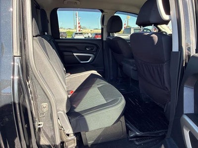 2019 Nissan Titan SV