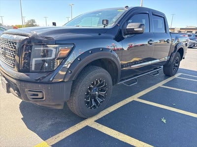 2019 Nissan Titan SV
