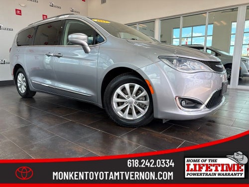 2017 Chrysler Pacifica Touring L