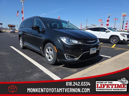 2017 Chrysler Pacifica Touring L Plus