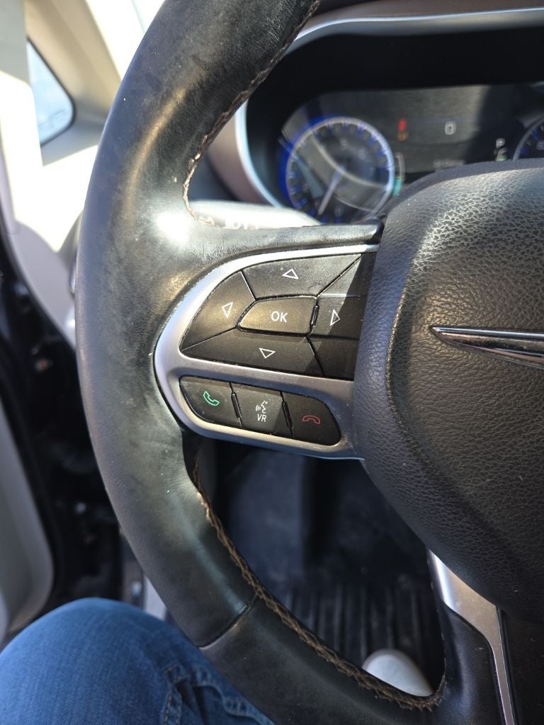 2017 Chrysler Pacifica Touring L Plus