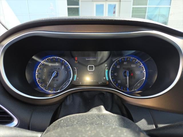 2017 Chrysler Pacifica Touring L Plus