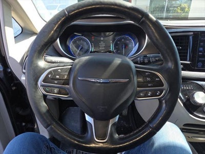 2017 Chrysler Pacifica Touring L Plus