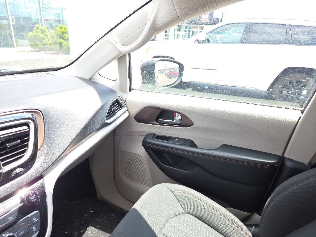 2019 Chrysler Pacifica Touring Plus