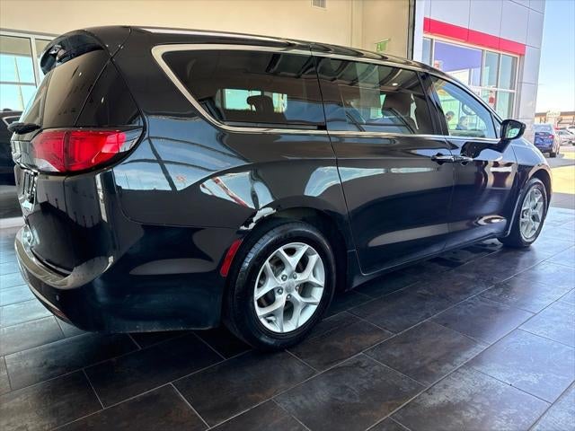 2019 Chrysler Pacifica Touring Plus