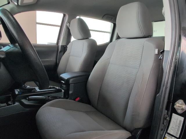 2016 Toyota Tacoma SR