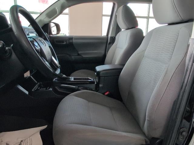 2016 Toyota Tacoma SR