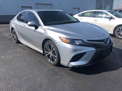 2018 Toyota Camry SE