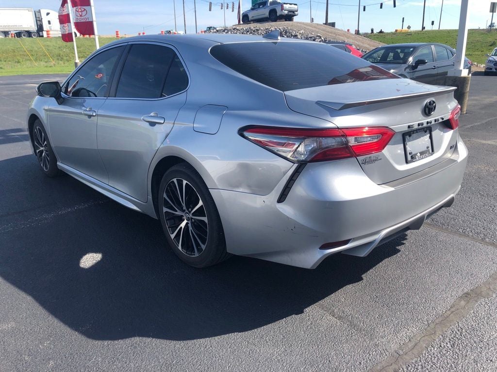 2018 Toyota Camry SE