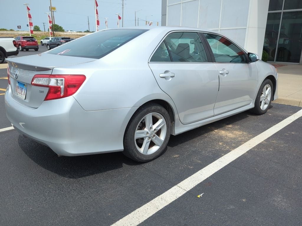 2014 Toyota Camry SE