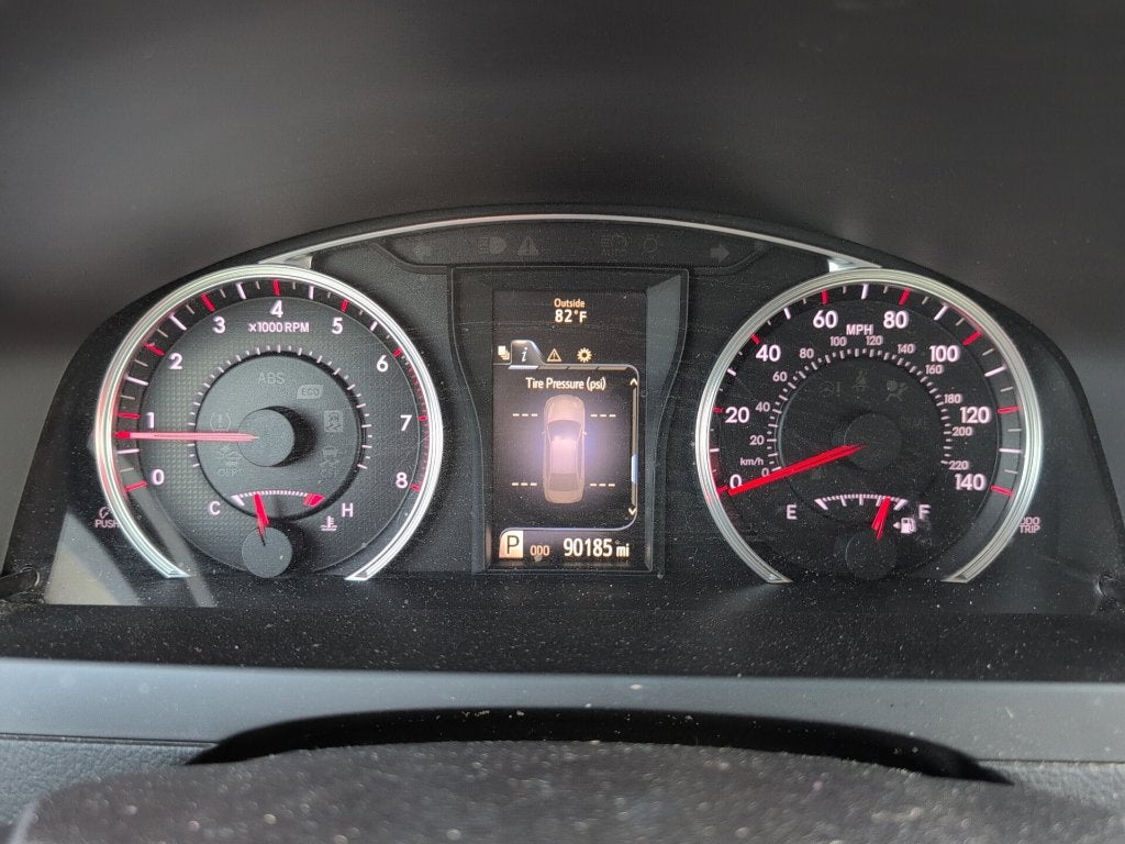 2016 Toyota Camry SE