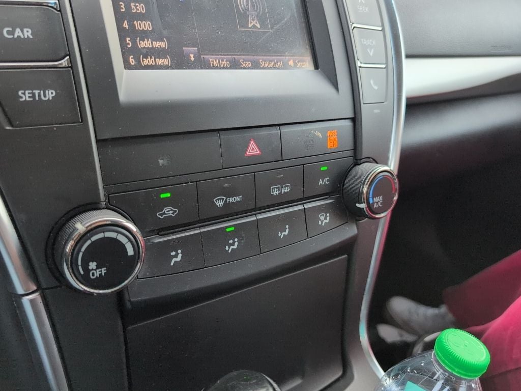 2016 Toyota Camry SE