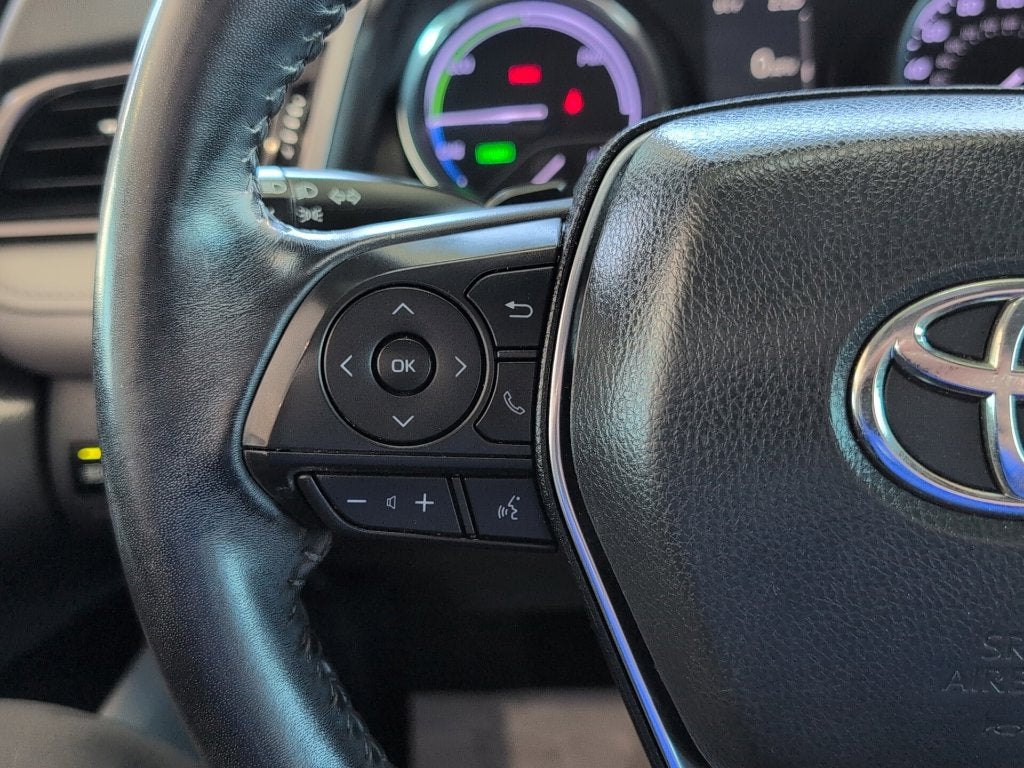 2020 Toyota Camry Hybrid SE