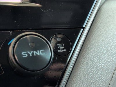 2020 Toyota Camry Hybrid SE