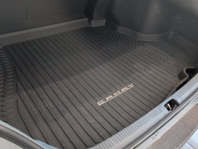 2020 Toyota Camry Hybrid SE