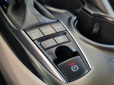 2020 Toyota Camry Hybrid SE