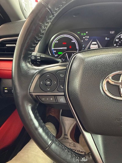 2022 Toyota Camry Hybrid XSE