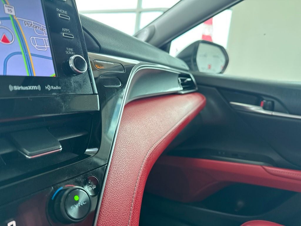 2022 Toyota Camry Hybrid XSE