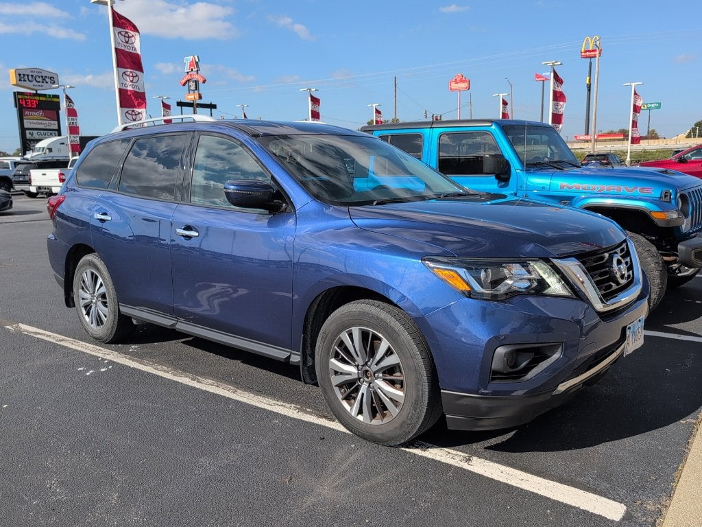 2018 Nissan Pathfinder S