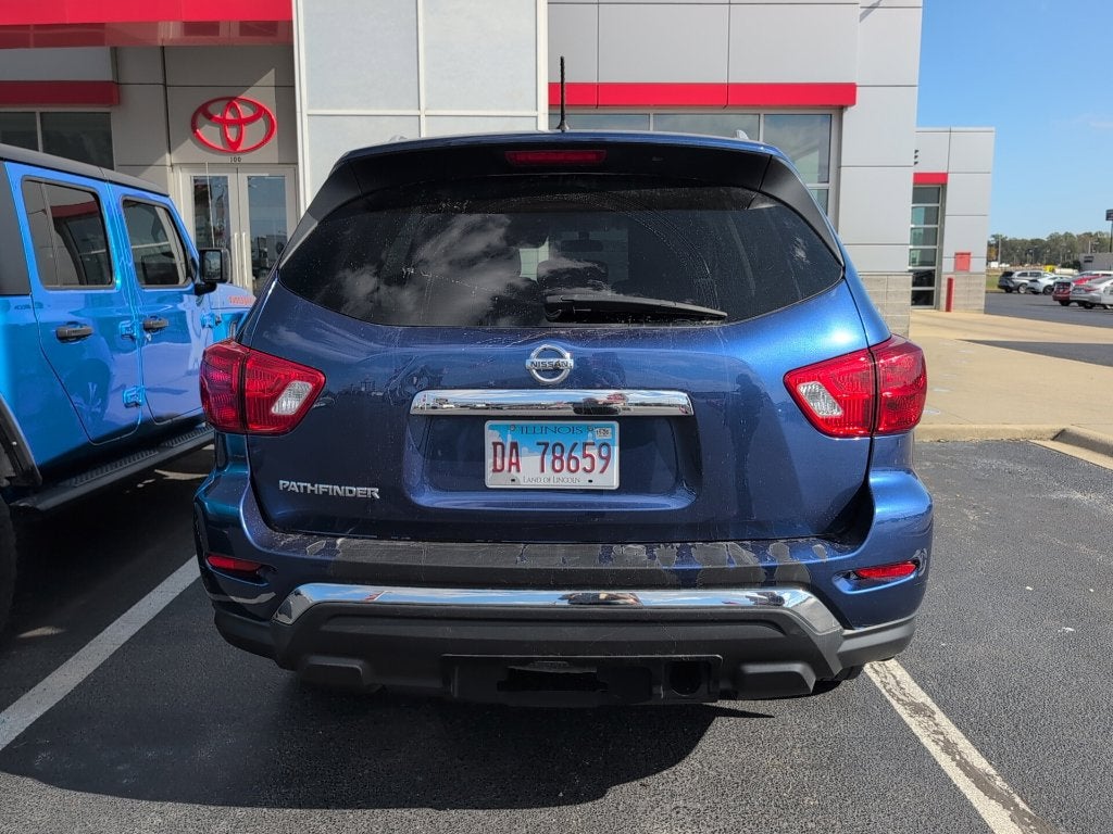 2018 Nissan Pathfinder S