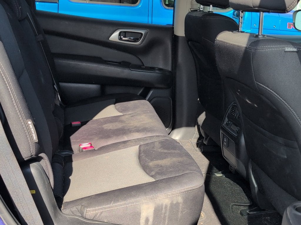 2018 Nissan Pathfinder S