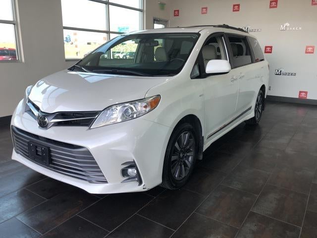 2019 Toyota Sienna XLE