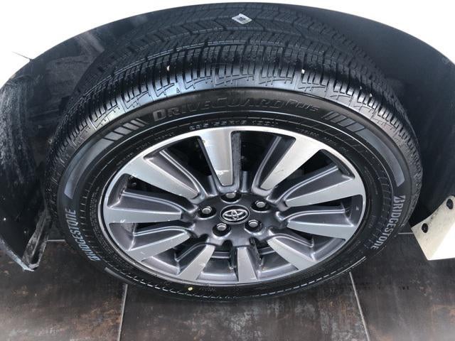 2019 Toyota Sienna XLE