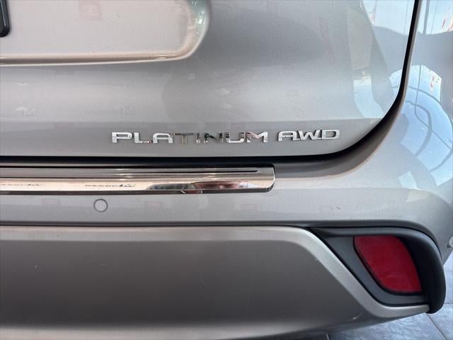 2022 Toyota Highlander Platinum