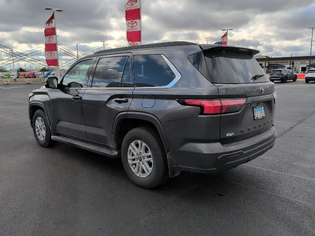 2023 Toyota Sequoia SR5