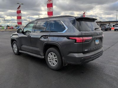 2023 Toyota Sequoia SR5
