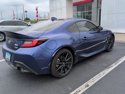 2025 Toyota GR86 Premium