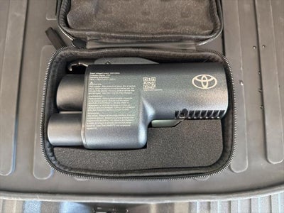 2023 Toyota bZ4X Limited