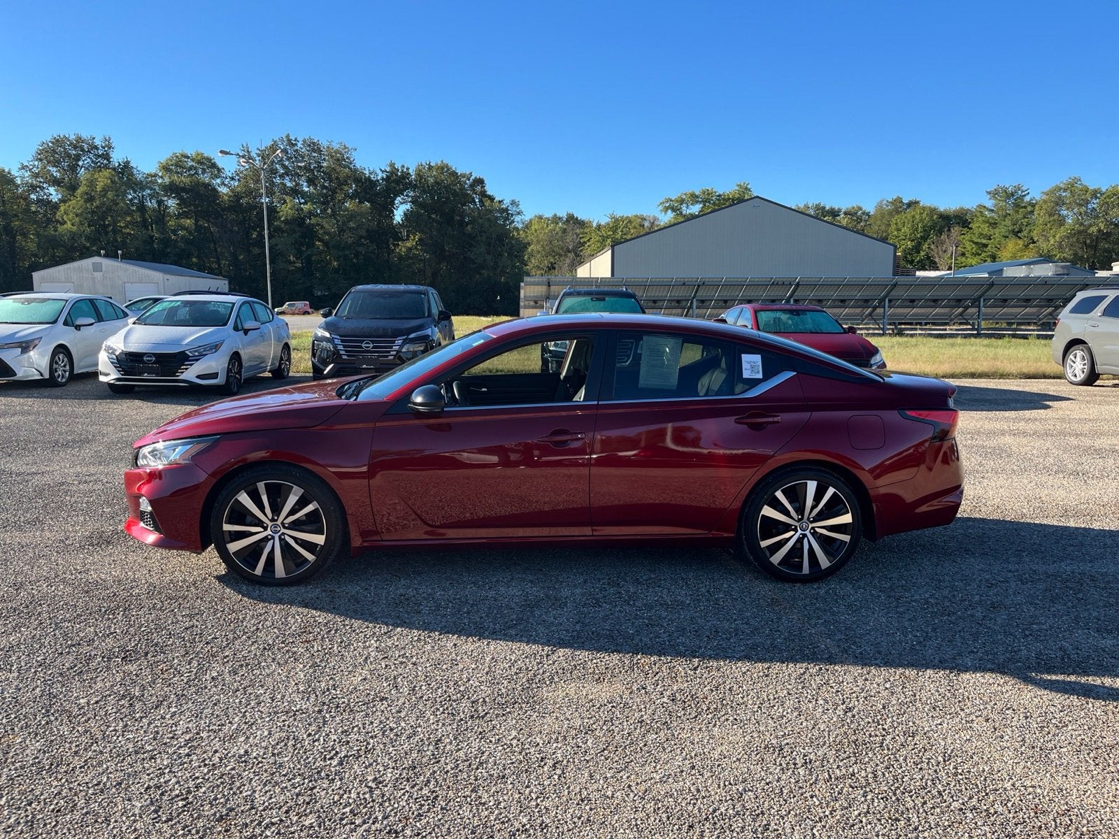Used 2020 Nissan Altima SR with VIN 1N4BL4CV3LC155147 for sale in Centralia, IL