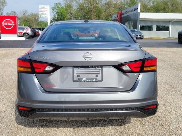 2026 Nissan Altima SV