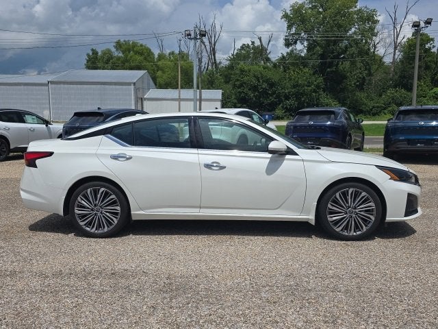 2025 Nissan Altima SL