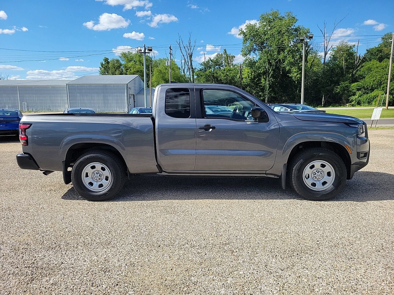 2025 Nissan Frontier S