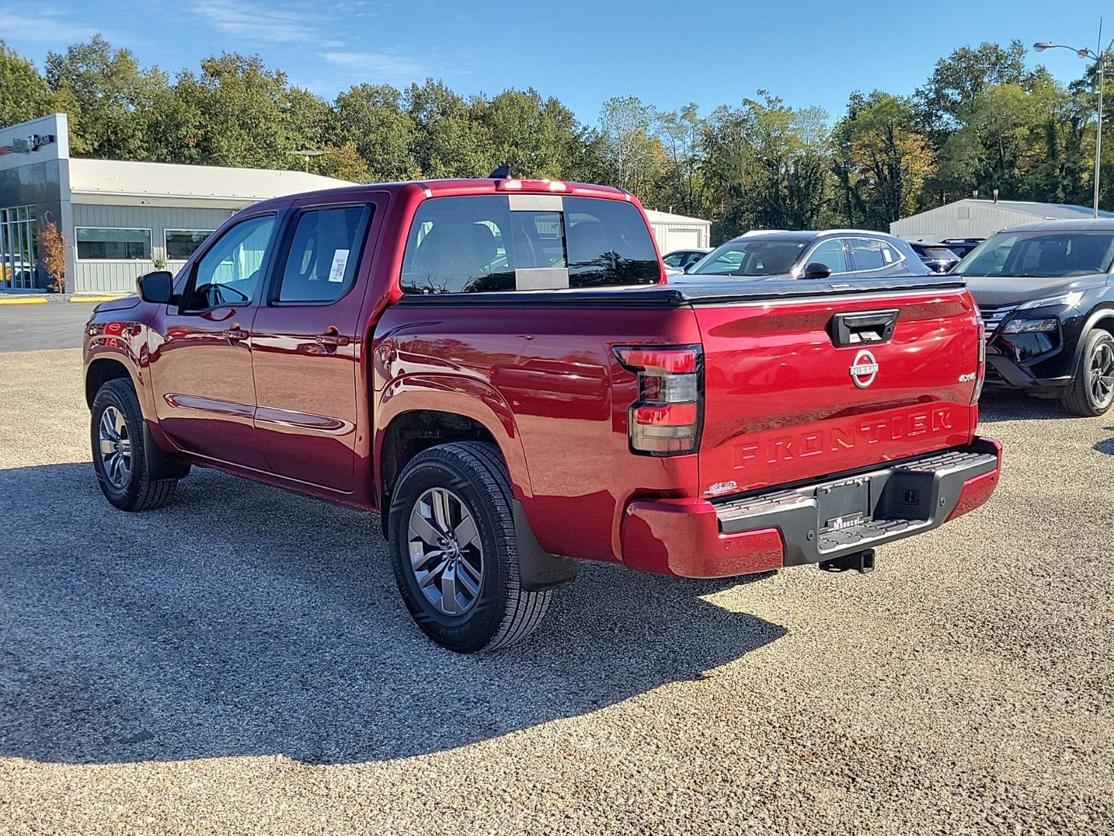 2025 Nissan Frontier SV