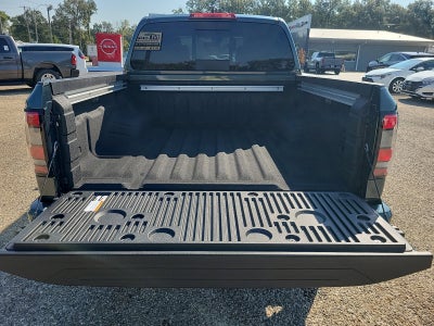 2027 Nissan Frontier Crew Cab SV