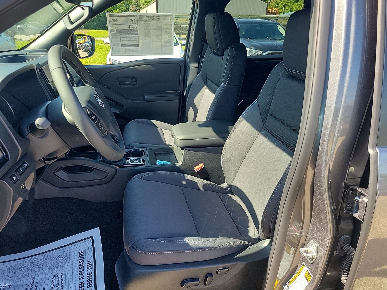2026 Nissan Frontier Crew Cab SV