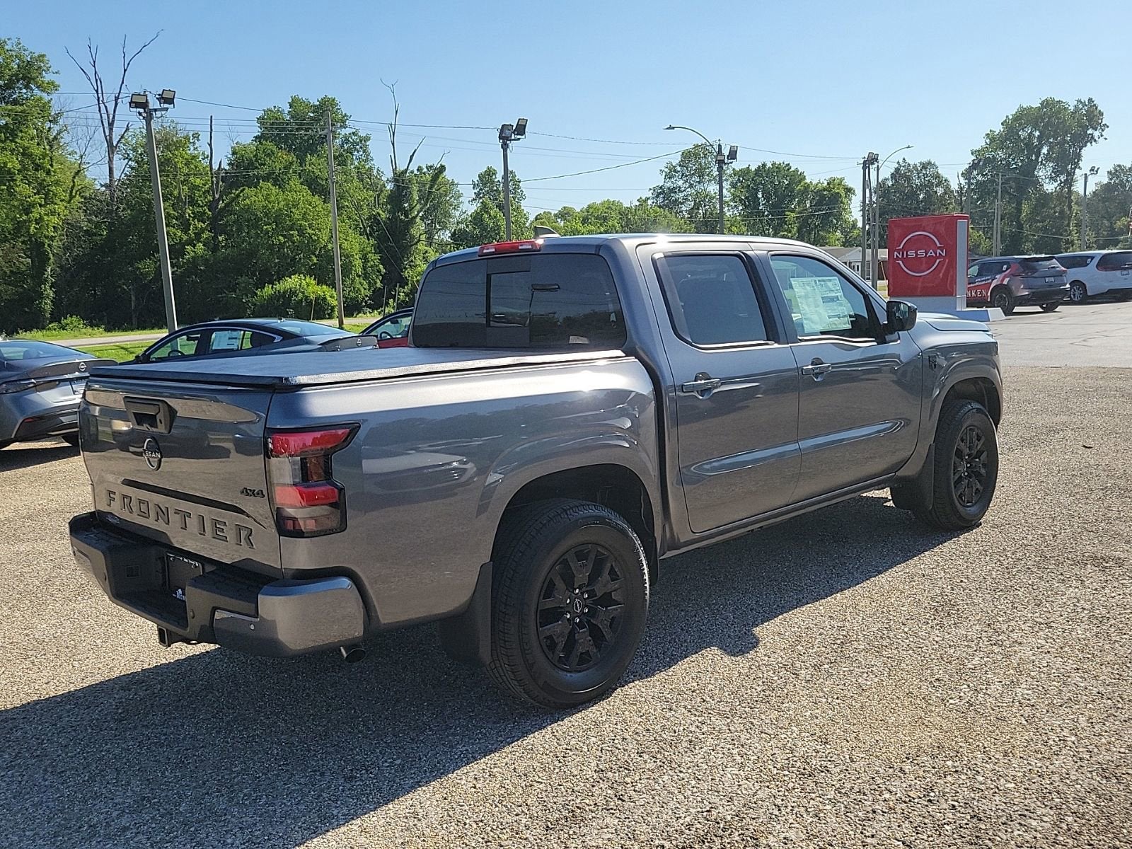2026 Nissan Frontier Crew Cab SV